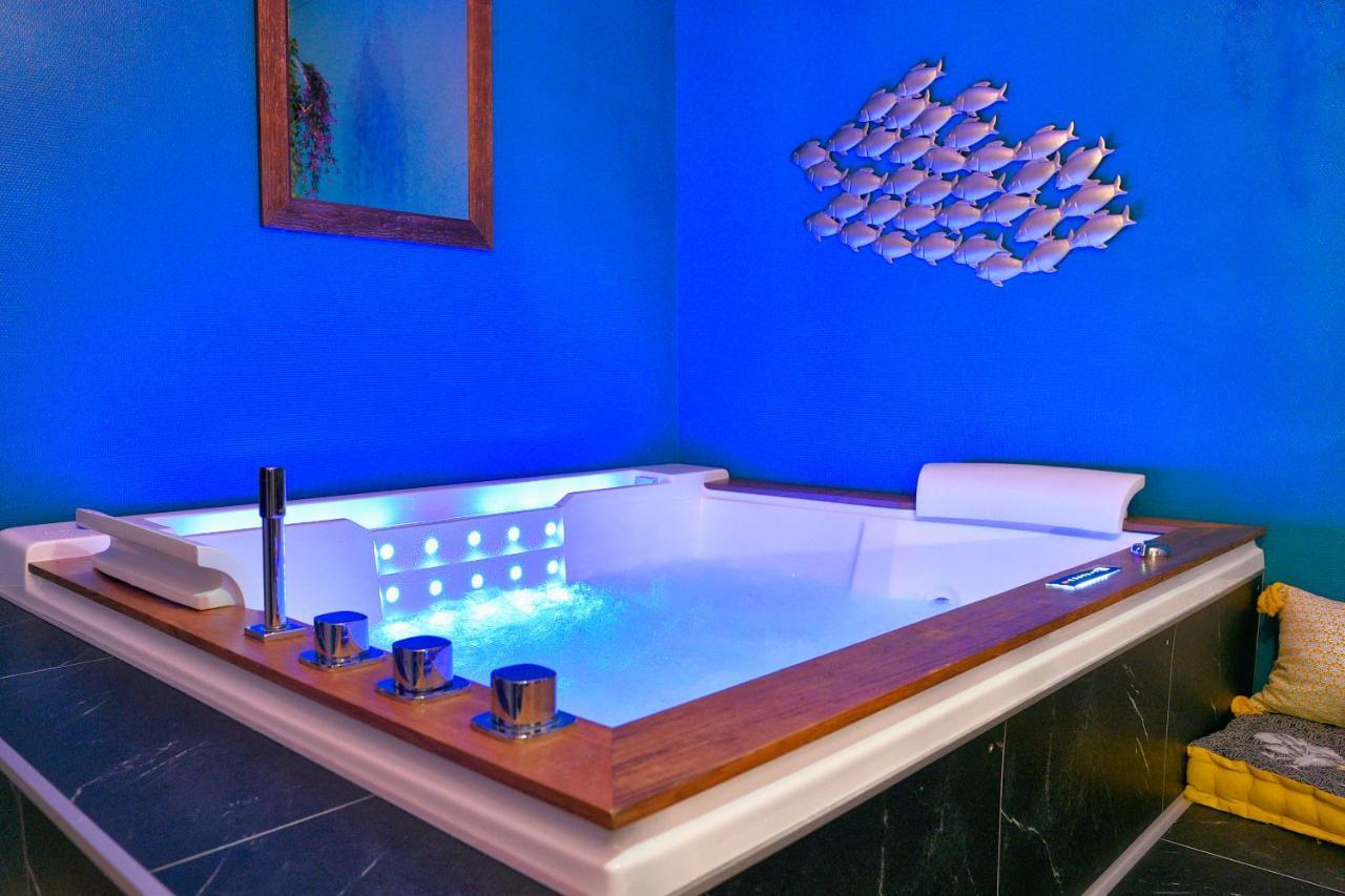 Moonlove, Spa/Sauna Et Jacuzzi Prives, Charme Et Detente. Nancy Bagian luar foto